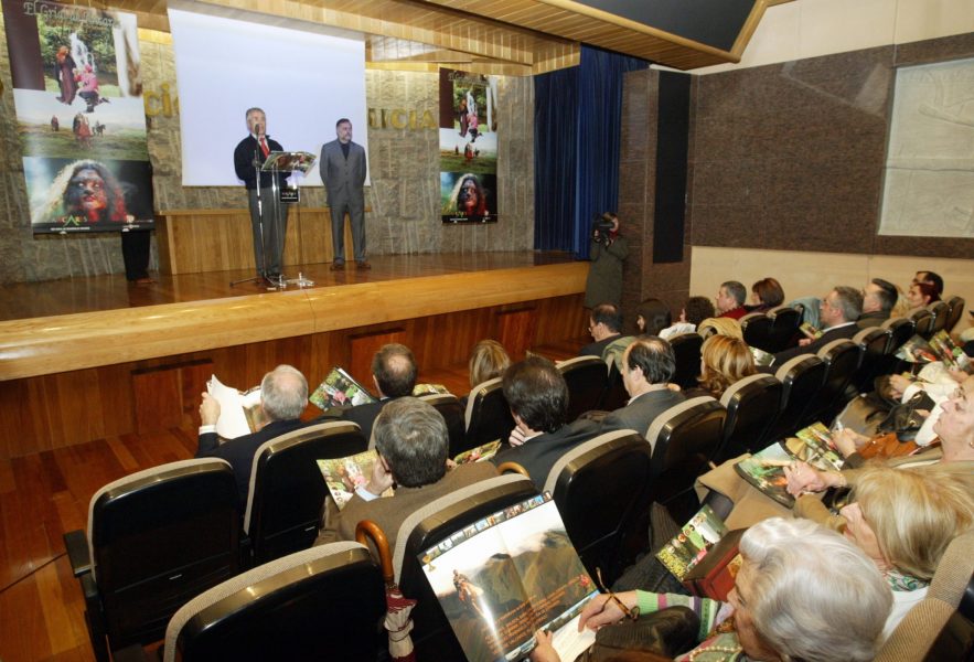El acto se celebró en el salón Eduardo Merino de Caixa Galicia